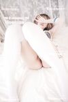極品網紅美少女嫩妹草莓味的奈奈兔罕露臉高價24套-NO.019 第4季 21.02.24 水手服 [32P+4V]