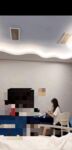 海角社區亂倫達人老吳封神之作戶外商業街的激情 後入內射親生女兒 刺激無限