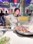 海角社區小哥強奸少婦鄰居封神熱銷幾萬鑽之作  我強奸了美女少婦鄰居，她要報警告我