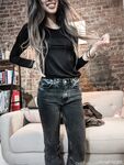 完美身材網紅留學生『小色兔』發騷私拍流出 留學生喝點洋墨水就變騷了