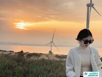 上海富家千金遭前任曝光大量性愛生活照流出 深喉吃屌淫靡喘息 反差婊聽到要肏穴瞬間興奮