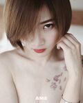 走另類情色唯美路線的攝影大咖AMA女體藝術私拍各種露臉極品反差美模觀感另一種滋味