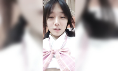 長的很萌的鄰家學妹和線上男友1v1，美乳嫩穴多水，虛擬造愛，線上調教，反差阿黑顏 (3)